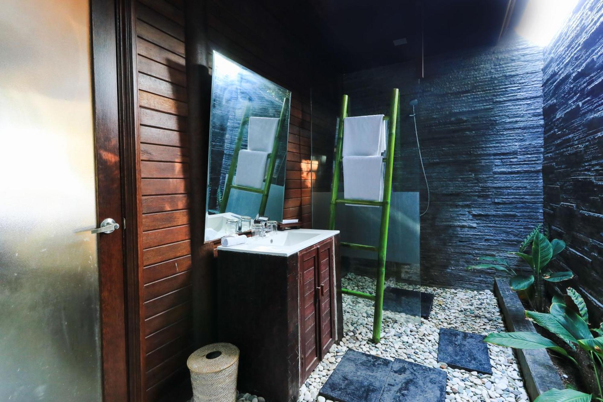 Coconut Boutique Resort Сенгиги Екстериор снимка